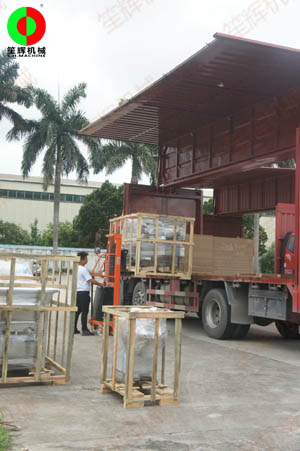 一批蔬果加工設(shè)備順利完工,裝車交付客戶!