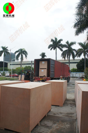 印度客戶訂購的毛刷機和切菜機順利完工出貨交付客戶!