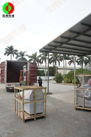 物流緊張,貨拉拉發送一批肉類加工設備交付客戶!