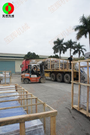 蔬果清洗加工生產(chǎn)線春節(jié)前專車發(fā)貨上海客戶！