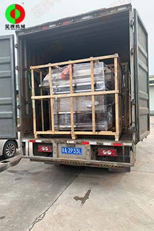 兩批蔬果清洗加工設備同日發貨交付!